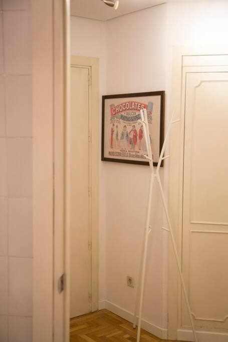Un Elegante Piso Para Descubrir Madrid Exterior foto